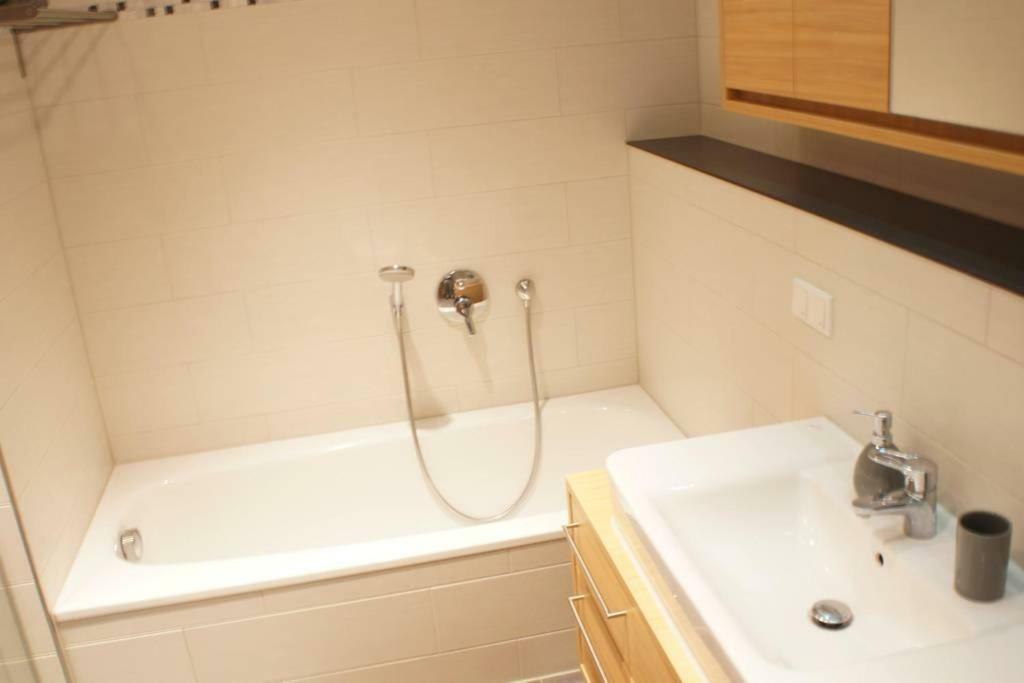 ויינגרטן Einzelnwohnung Mit Eigenem Eingang מראה חיצוני תמונה